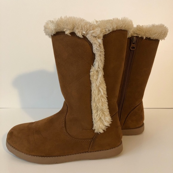 SOLD IN BUNDLE‼️ Girls brown tan boot size 3 - Picture 3 of 4